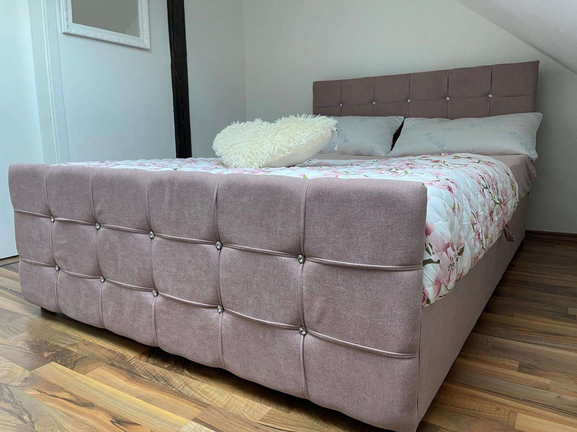 Geraeumige 3-Zimmer-Ferienwohnung Im Herzen Von Кассель Экстерьер фото